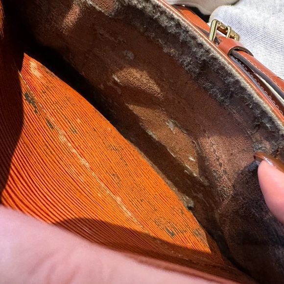 Louis Vuitton Trocadero 24 - Cognac Epi Leather - Picture 10 of 11